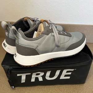 True Linkswear women’s golf shoes